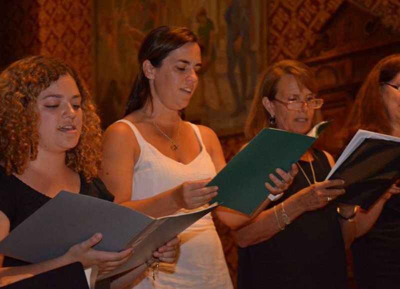 El evento se llevó a cabo en la Parroquia San Antonio.