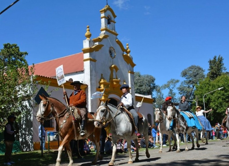 La Municipalidad de San Antonio de Areco informó que se avecinan las fiestas patronales en la ciudad.