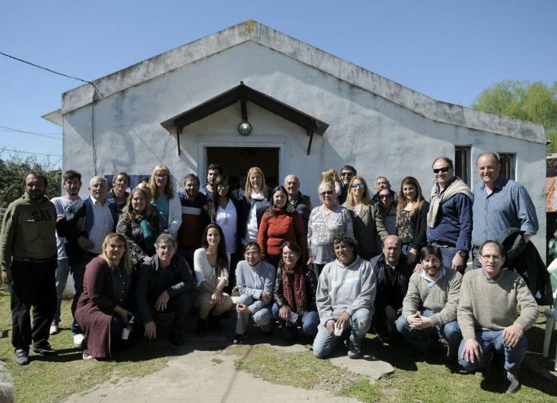 Margarita Stolbizer recorrió los barrios acompañada por los candidatos locales y militantes de esa fuerza.