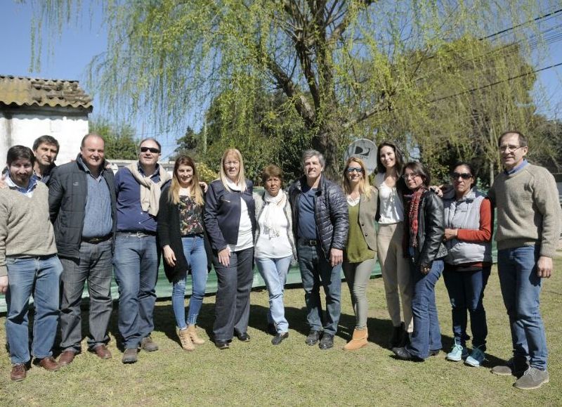 Margarita Stolbizer recorrió los barrios acompañada por los candidatos locales y militantes de esa fuerza.
