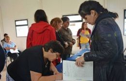 El municipio entregó escrituras a siete familias de Areco