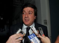 El vicegobernador, Gabriel Mariotto, se ha constituido en un supervisor de alt�sima influencia sobre el oficialismo parlamentario. 
 
  
 
