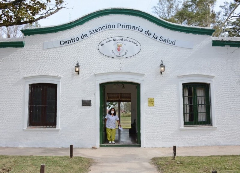 La Municipalidad de San Antonio de Areco largó junto a sus funcionarios y el personal del área de Salud, una recorrida por los distintos barrios de la ciudad.