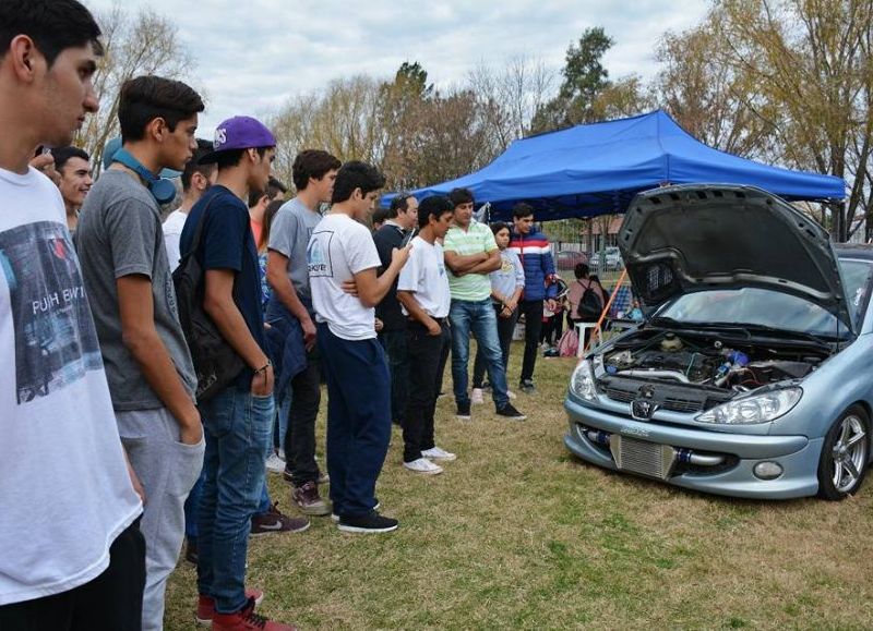 El evento convocó a vecinos y también turistas.