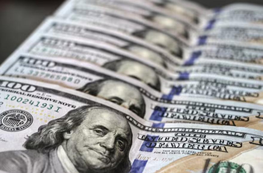 Robaron dólares en un domicilio de calle San Martín