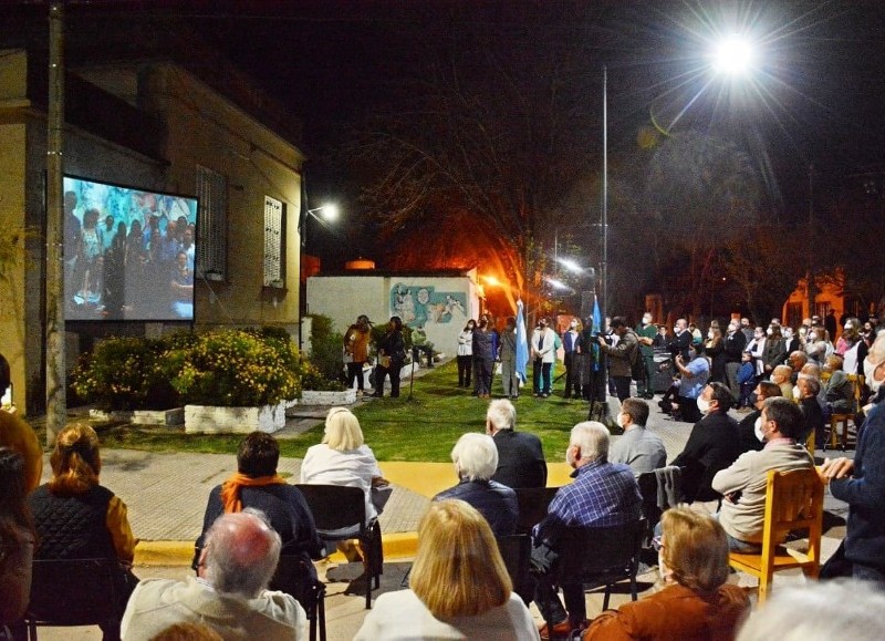 La Municipalidad y los vecinos celebraron los 100 años del Hospital Emilio Zerboni.