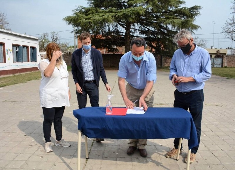 El financiamiento fue conseguido por el municipio a través del programa Escuelas a la Obra de la Provincia de Buenos Aires.