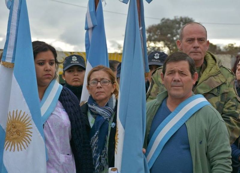 Areco se viste de celeste y blanco.