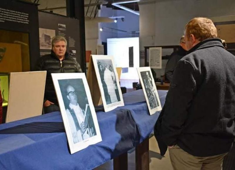 Muestra "Padre Alfredo Kelly”.