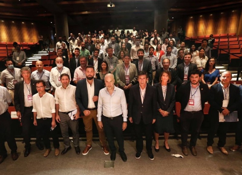 El intendente de la ciudad, Francisco Ratto, participó de un encuentro en la Ciudad Autónoma de Buenos Aires, junto a Horacio Rodríguez Larreta.