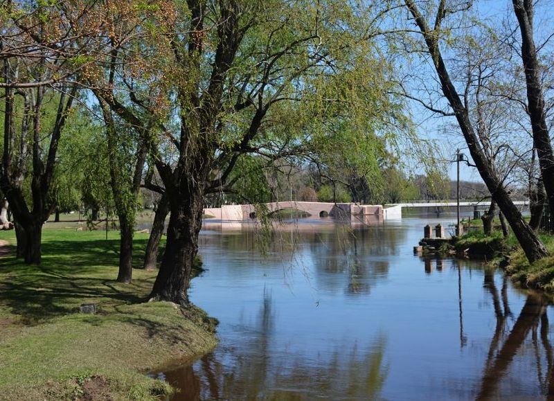 El río volvió a su cauce en San Antonio de Areco.