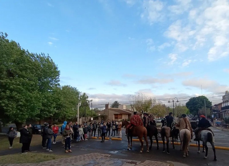 La recorrida formó parte de "La Noche del Turismo".