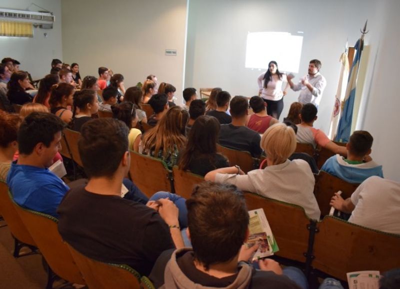 La Universidad se presentó en la ExpoEducativa San Pedro 2017, con su oferta educativa y una conferencia sobre la vida universitaria.