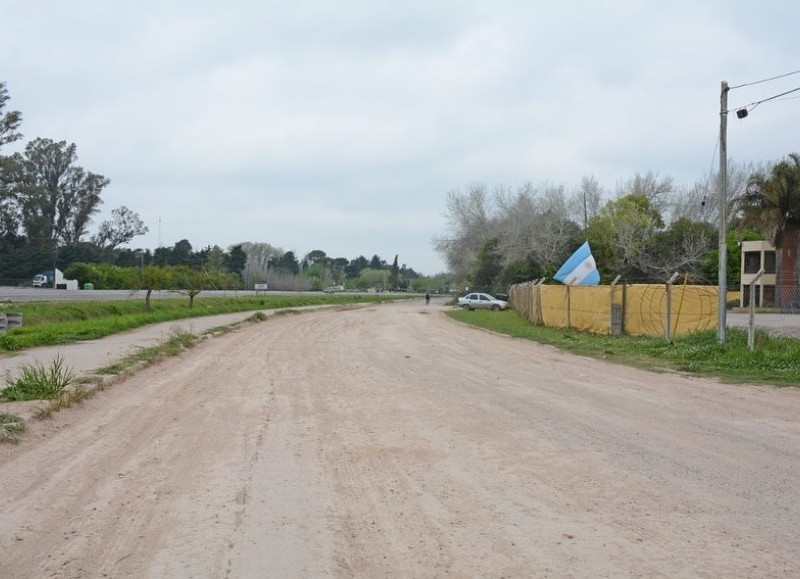 La Municipalidad de San Antonio de Areco comenzó a analizar la posibilidad de avanzar con diversas obras sobre la Ruta Nacional 8.