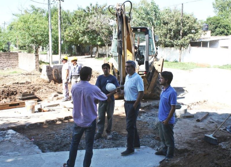 Estas obras representan la Etapa II de un Master Plan para sanear un sector urbano de más de 430 hectáreas densamente poblado.