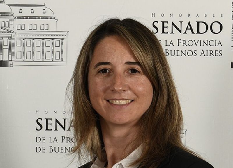 Flavia Delmonte, senadora de la quinta sección electoral.
