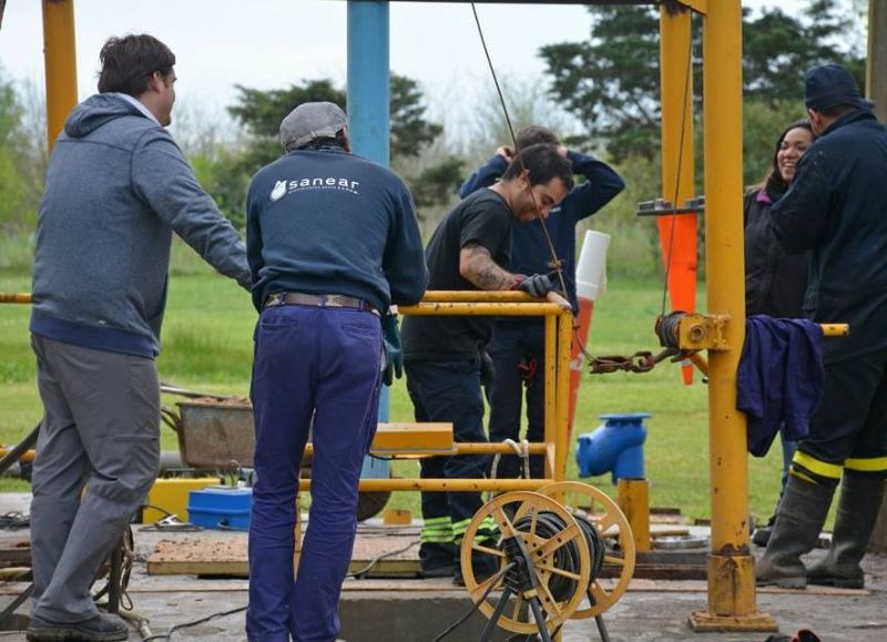 Los trabajos son realizados por la empresa SANEAR.