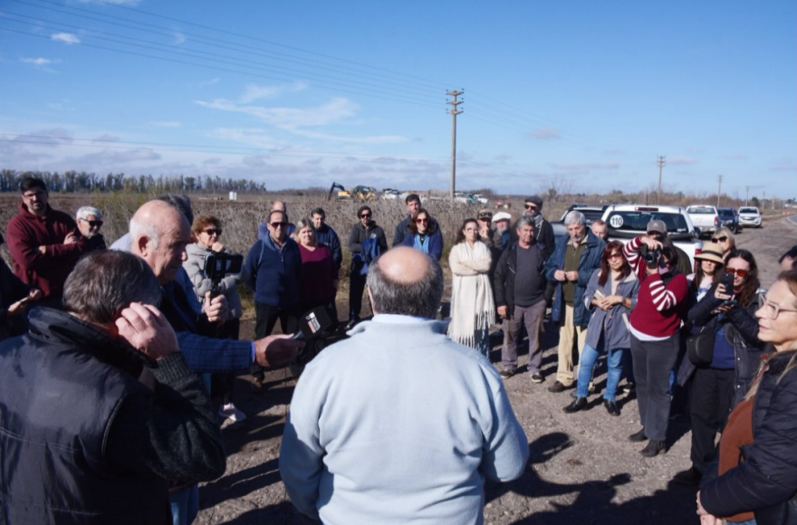 Vecinos plantearon inquietudes y recibieron información sobre las obras del río Areco