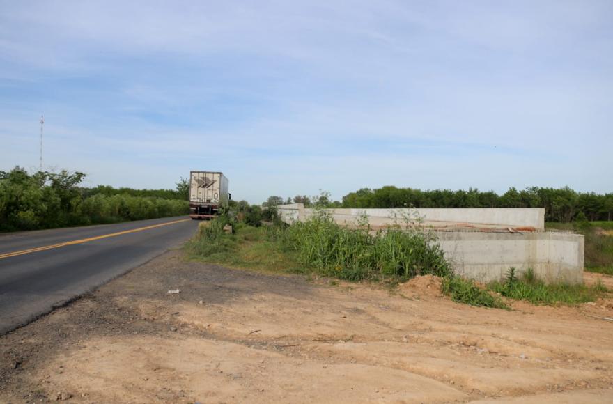 Areco avanza con el retiro del caño de gas del puente de la Ruta 41
