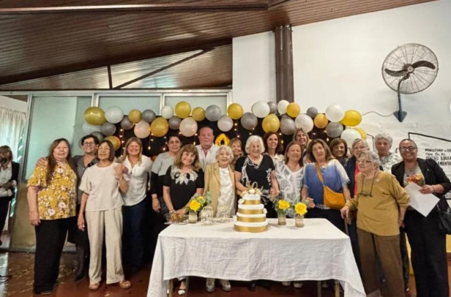 Con un emotivo acto, docentes, alumnos y familias celebraron medio siglo de historia, compromiso y educación.