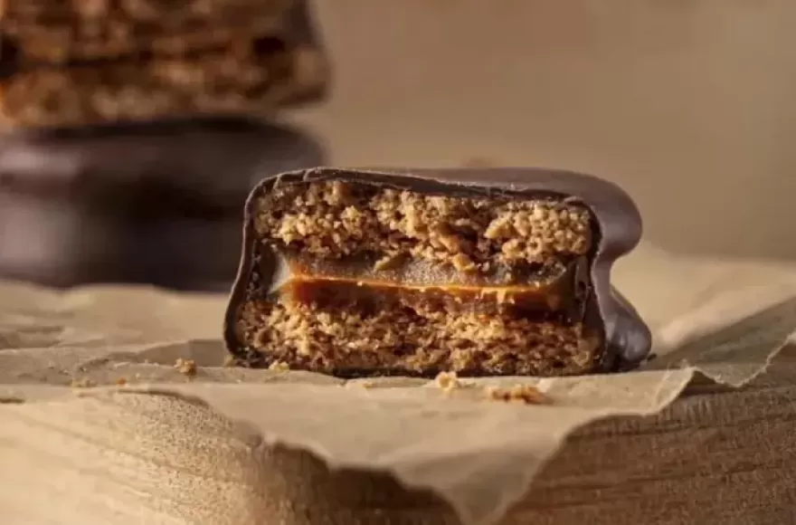Carmen de Areco se prepara para la primera edición de la Fiesta del Alfajor y la Torta Negra.