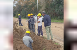 Comenz&oacute; la obra de agua y cloacas para Habitar 11