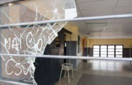 El diputado Santiago presentó iniciativas “contra el vandalismo” en escuelas platenses
