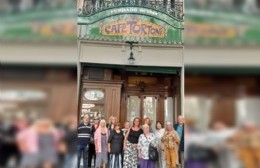 Poetas y escritores de Areco compartieron sus textos en el Café Tortoni