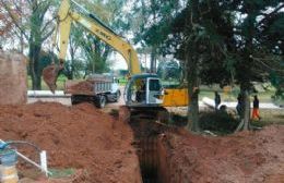 Realizan trabajos cloacales en la ciudad