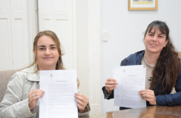 Entregaron microcréditos municipales a dos emprendedoras