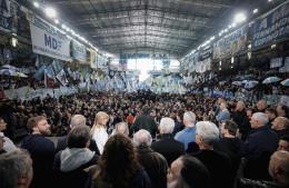Axel Kicillof y Fernando Espinoza encabezaron un acto multitudinario en el Día de la Lealtad Peronista